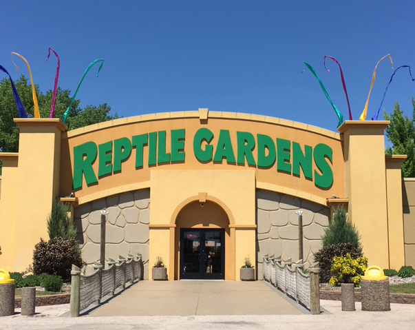 Reptile Gardens, Highway 16 ⋆ All About the Black Hills